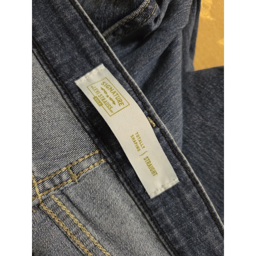 Levi Jeans Womens 12S Strauss Signature Totally Shaping High Rise Skinny 31x30 - Picture 4 of 4